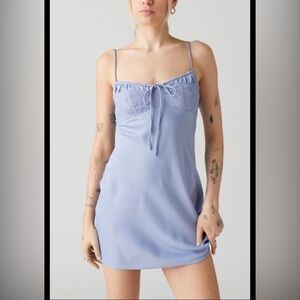 Sooooo flattering. Urban mini.